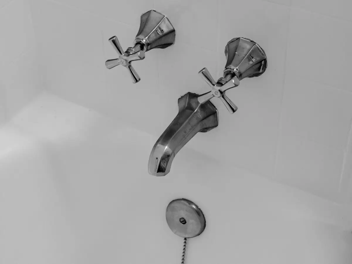 Bathroom Hardware